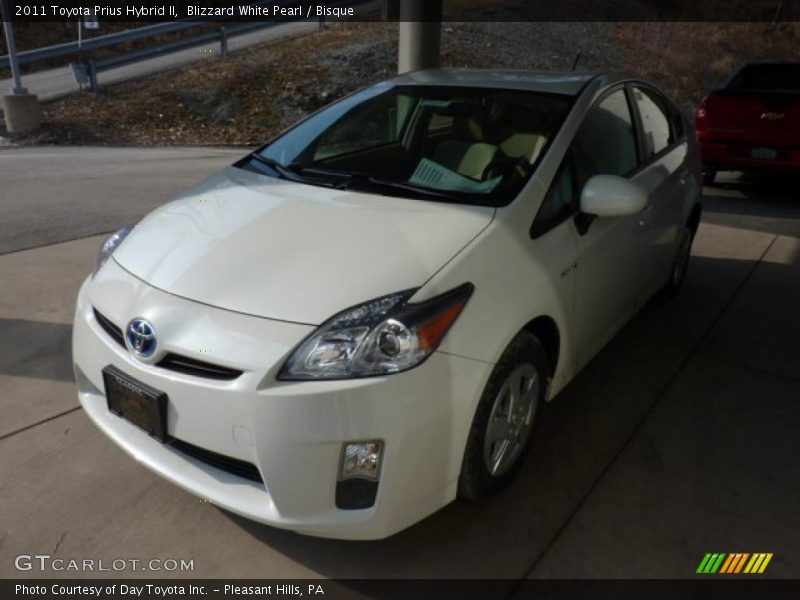 Blizzard White Pearl / Bisque 2011 Toyota Prius Hybrid II