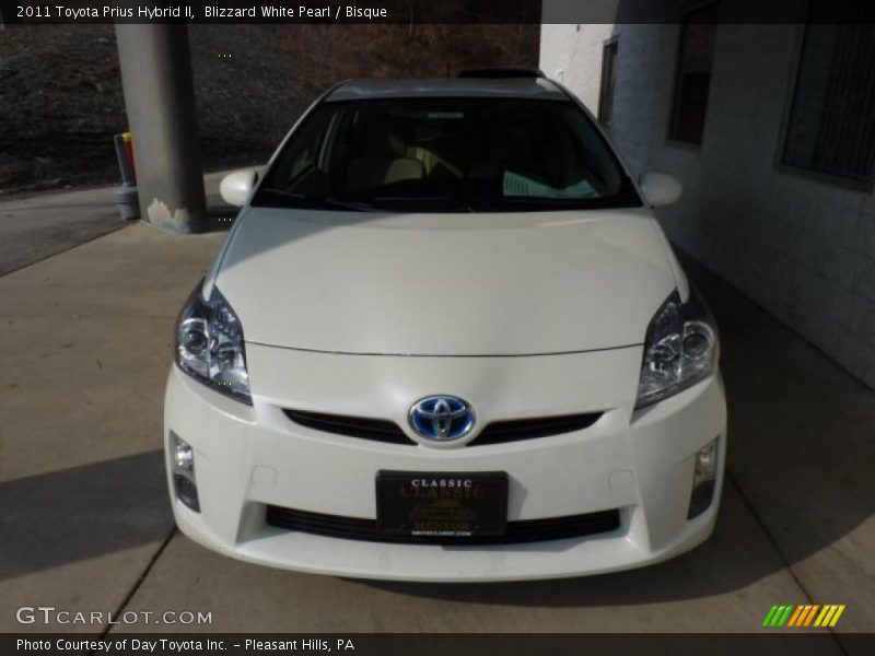 Blizzard White Pearl / Bisque 2011 Toyota Prius Hybrid II