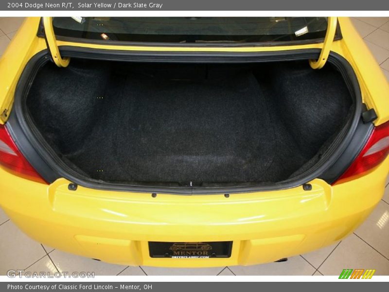  2004 Neon R/T Trunk