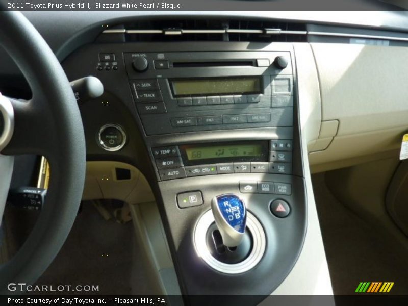 Blizzard White Pearl / Bisque 2011 Toyota Prius Hybrid II