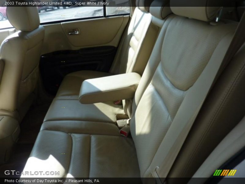 Super White / Ivory 2003 Toyota Highlander Limited 4WD