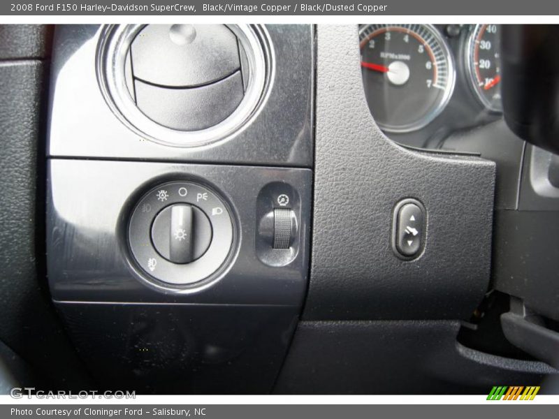 Controls of 2008 F150 Harley-Davidson SuperCrew