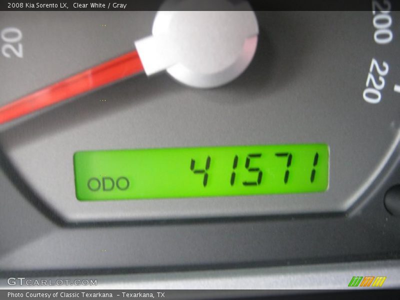 Clear White / Gray 2008 Kia Sorento LX
