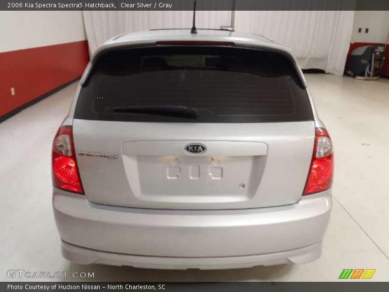 Clear Silver / Gray 2006 Kia Spectra Spectra5 Hatchback