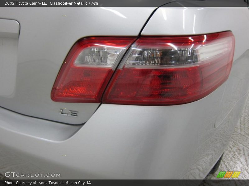 Classic Silver Metallic / Ash 2009 Toyota Camry LE