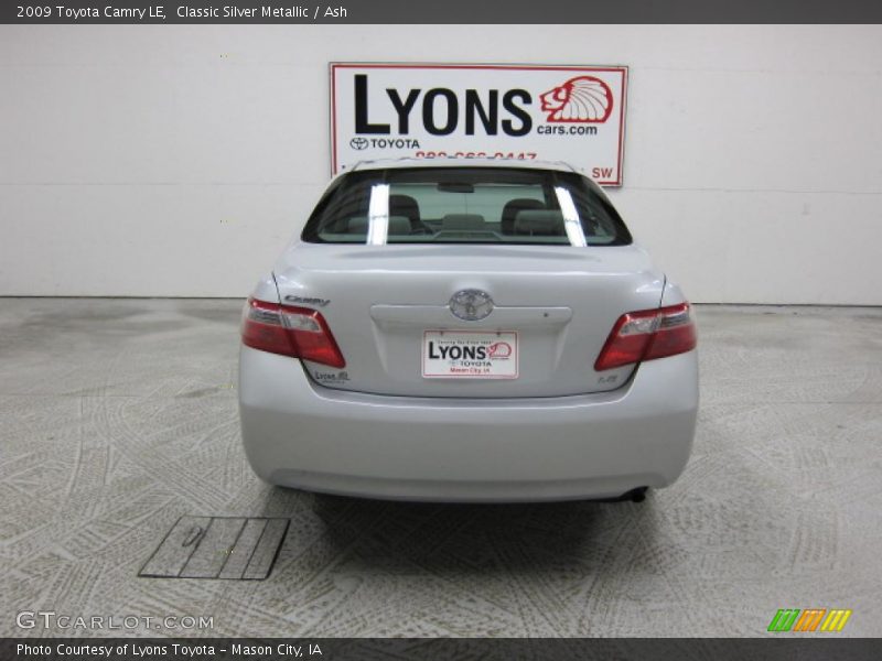 Classic Silver Metallic / Ash 2009 Toyota Camry LE