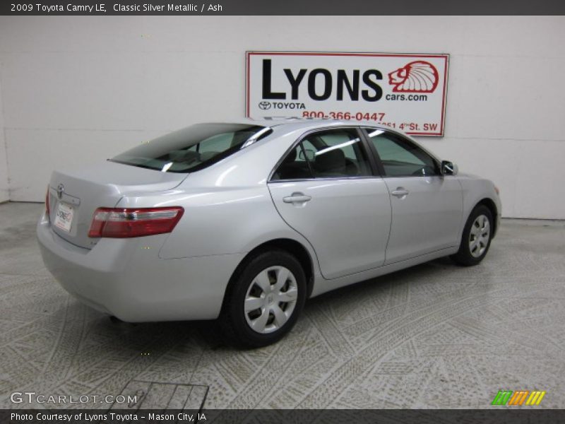 Classic Silver Metallic / Ash 2009 Toyota Camry LE