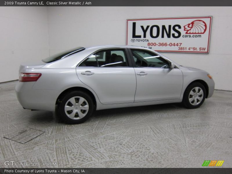 Classic Silver Metallic / Ash 2009 Toyota Camry LE