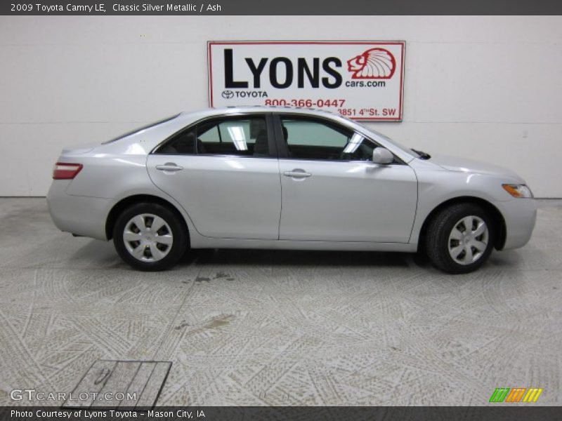 Classic Silver Metallic / Ash 2009 Toyota Camry LE