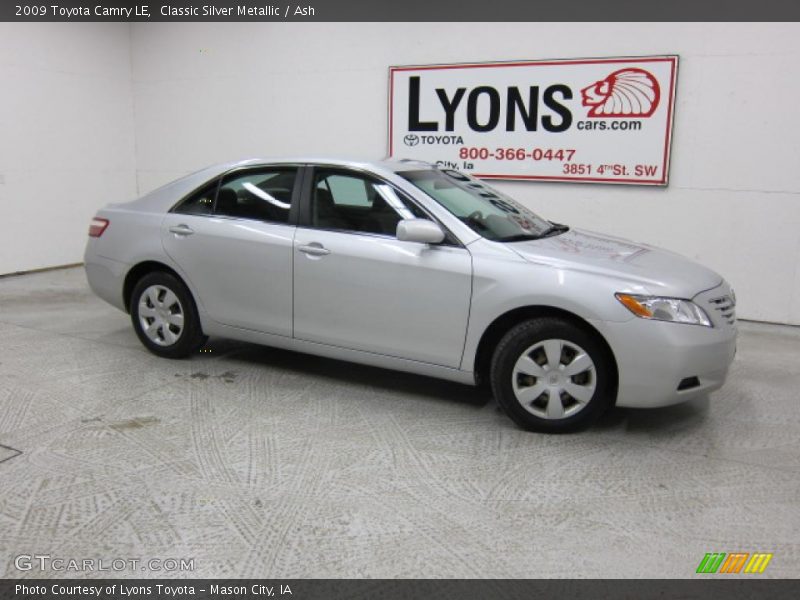 Classic Silver Metallic / Ash 2009 Toyota Camry LE
