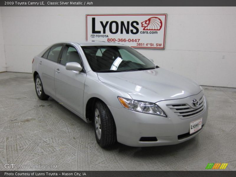 Classic Silver Metallic / Ash 2009 Toyota Camry LE