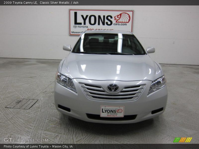 Classic Silver Metallic / Ash 2009 Toyota Camry LE