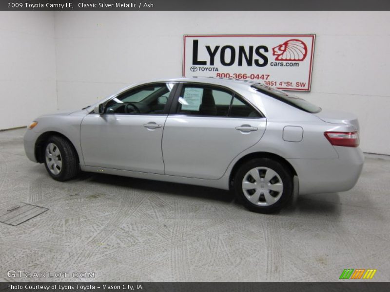 Classic Silver Metallic / Ash 2009 Toyota Camry LE
