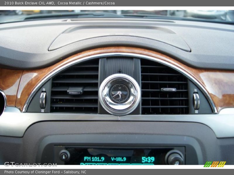 Cocoa Metallic / Cashmere/Cocoa 2010 Buick Enclave CXL AWD