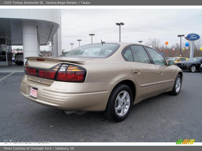 Sedona Beige Metallic / Taupe 2005 Pontiac Bonneville SE
