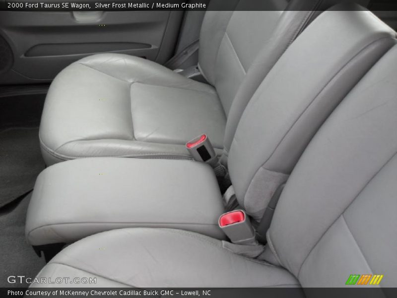 Silver Frost Metallic / Medium Graphite 2000 Ford Taurus SE Wagon