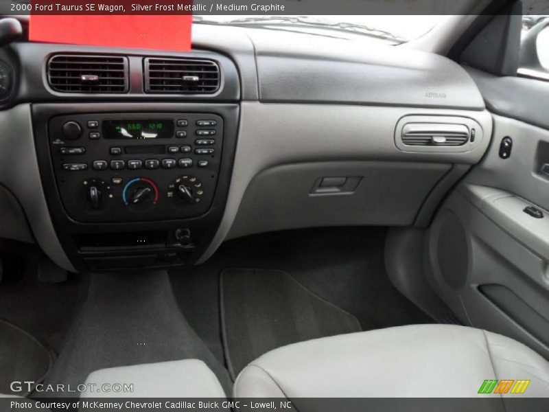 Silver Frost Metallic / Medium Graphite 2000 Ford Taurus SE Wagon
