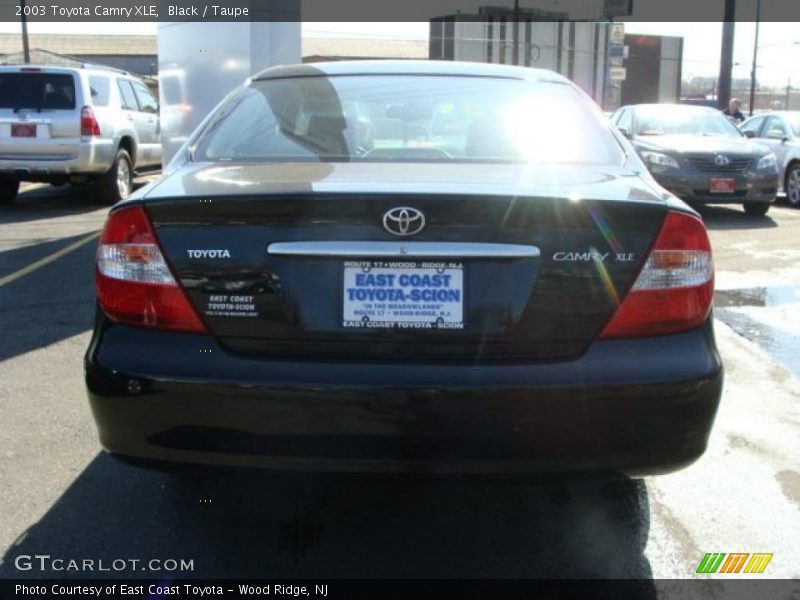 Black / Taupe 2003 Toyota Camry XLE