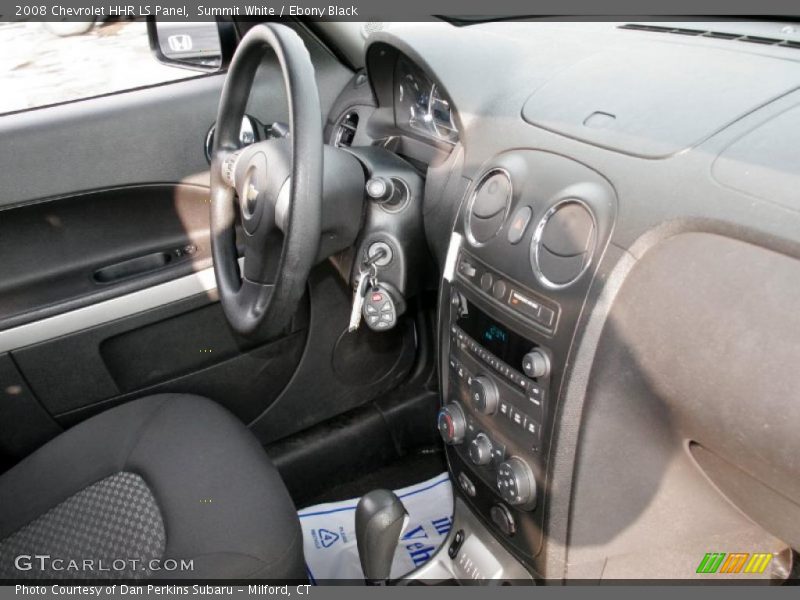 Summit White / Ebony Black 2008 Chevrolet HHR LS Panel
