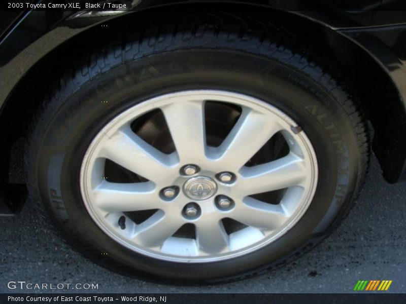 Black / Taupe 2003 Toyota Camry XLE