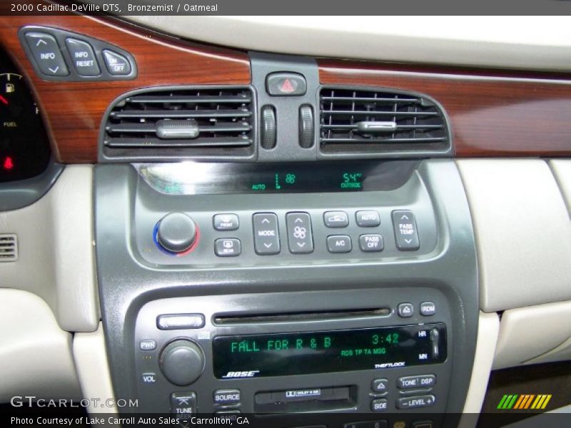 Controls of 2000 DeVille DTS