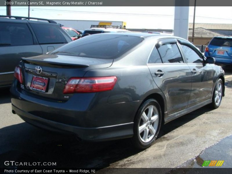 Magnetic Gray Metallic / Charcoal 2009 Toyota Camry SE