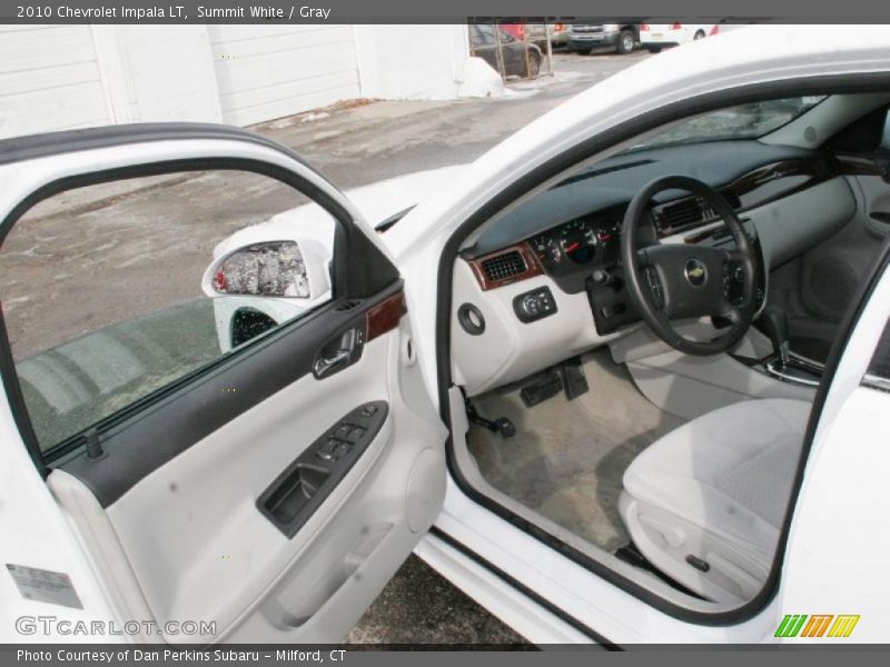 Summit White / Gray 2010 Chevrolet Impala LT