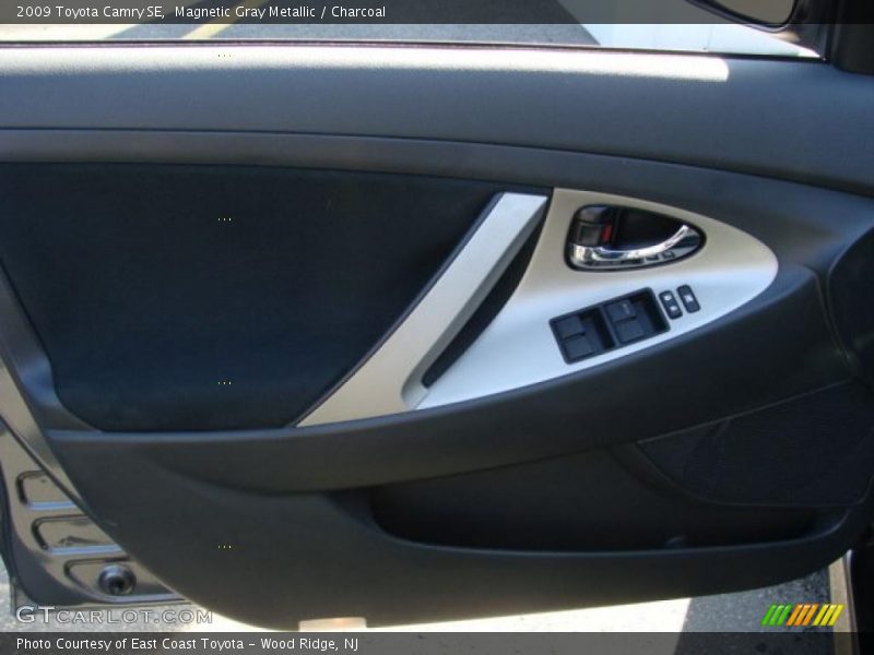Magnetic Gray Metallic / Charcoal 2009 Toyota Camry SE