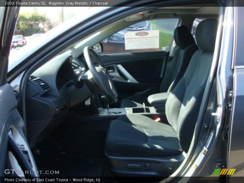 Magnetic Gray Metallic / Charcoal 2009 Toyota Camry SE