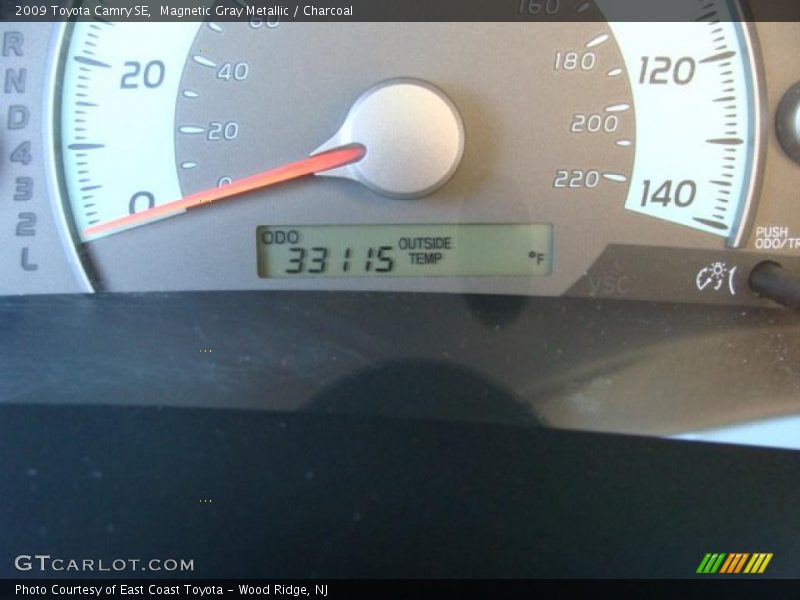 Magnetic Gray Metallic / Charcoal 2009 Toyota Camry SE