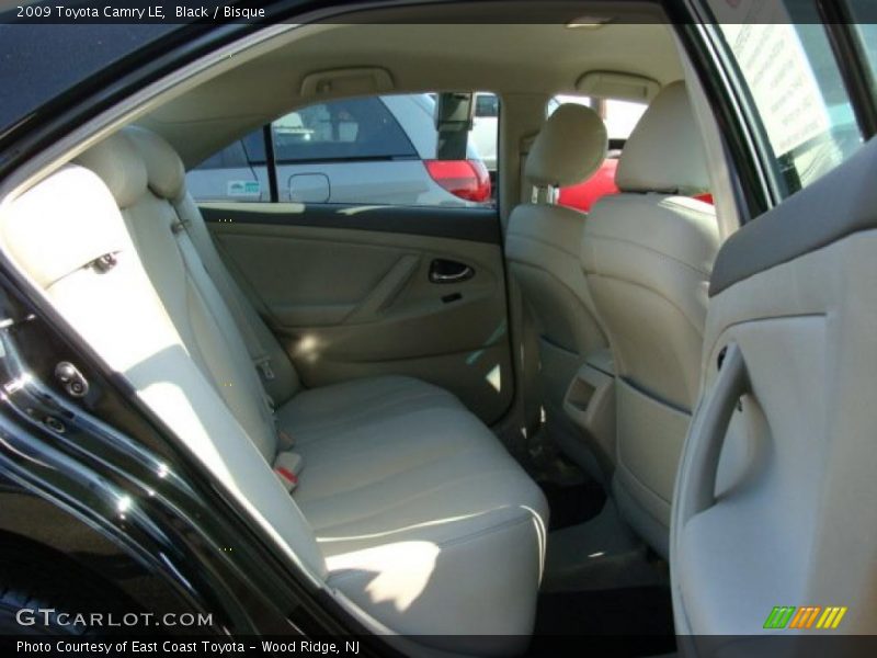 Black / Bisque 2009 Toyota Camry LE