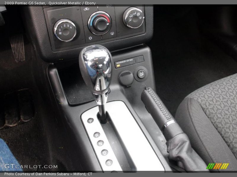 Quicksilver Metallic / Ebony 2009 Pontiac G6 Sedan