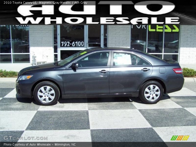 Magnetic Gray Metallic / Ash Gray 2010 Toyota Camry LE