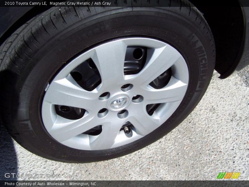 Magnetic Gray Metallic / Ash Gray 2010 Toyota Camry LE