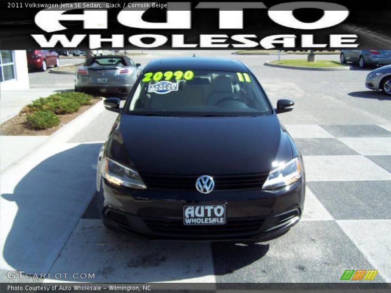 Black / Cornsilk Beige 2011 Volkswagen Jetta SE Sedan