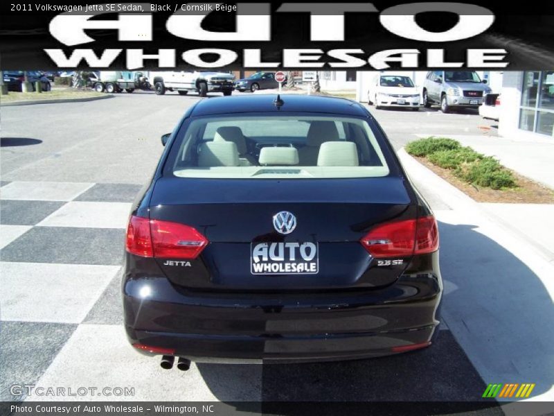 Black / Cornsilk Beige 2011 Volkswagen Jetta SE Sedan