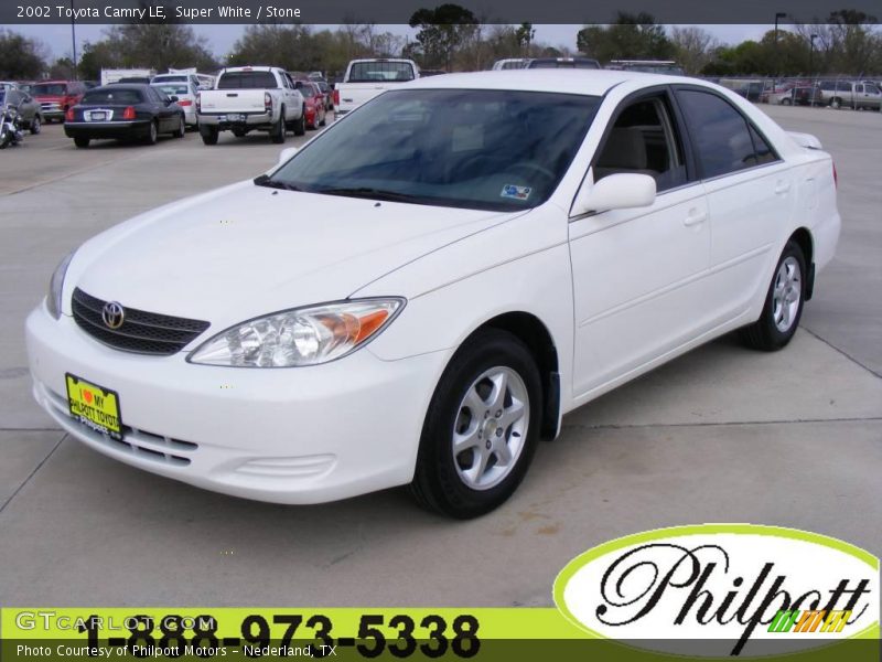 Super White / Stone 2002 Toyota Camry LE
