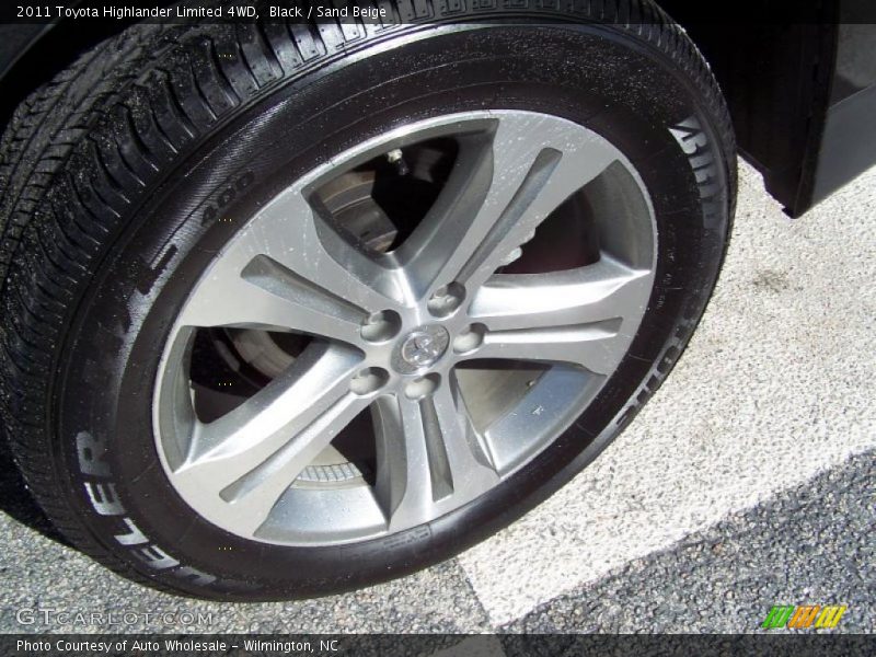 Black / Sand Beige 2011 Toyota Highlander Limited 4WD