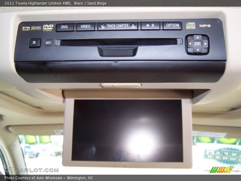 Black / Sand Beige 2011 Toyota Highlander Limited 4WD