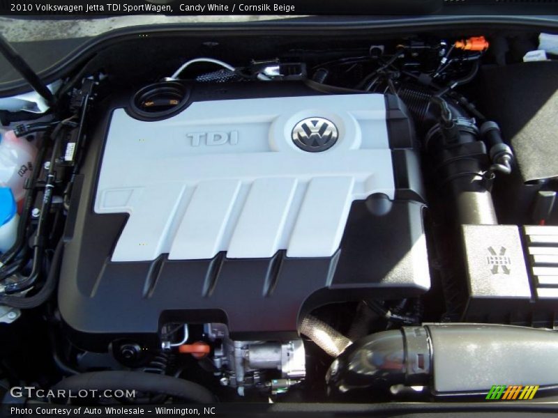 Candy White / Cornsilk Beige 2010 Volkswagen Jetta TDI SportWagen