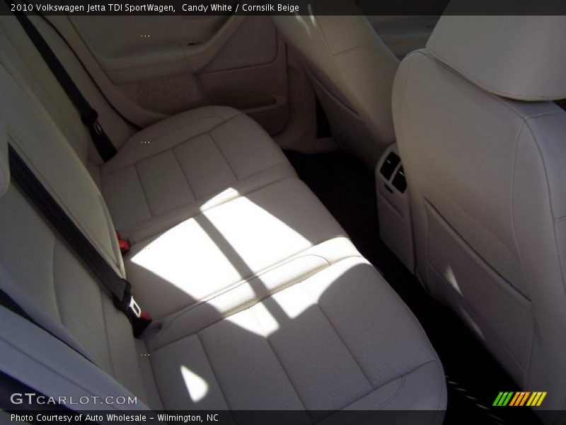 Candy White / Cornsilk Beige 2010 Volkswagen Jetta TDI SportWagen