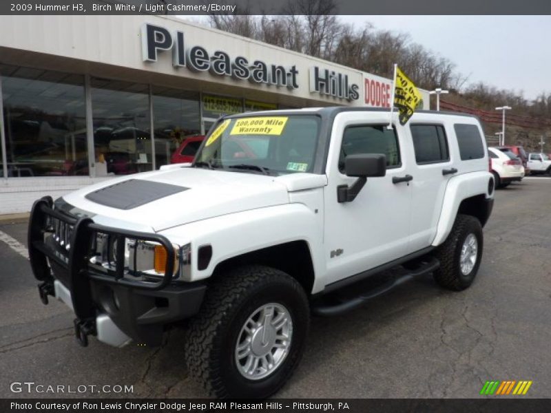 Birch White / Light Cashmere/Ebony 2009 Hummer H3