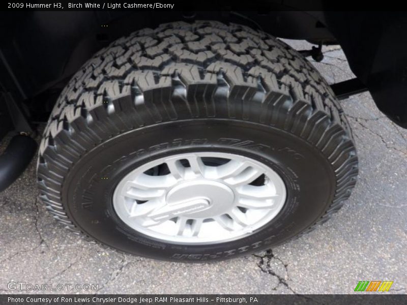 Birch White / Light Cashmere/Ebony 2009 Hummer H3