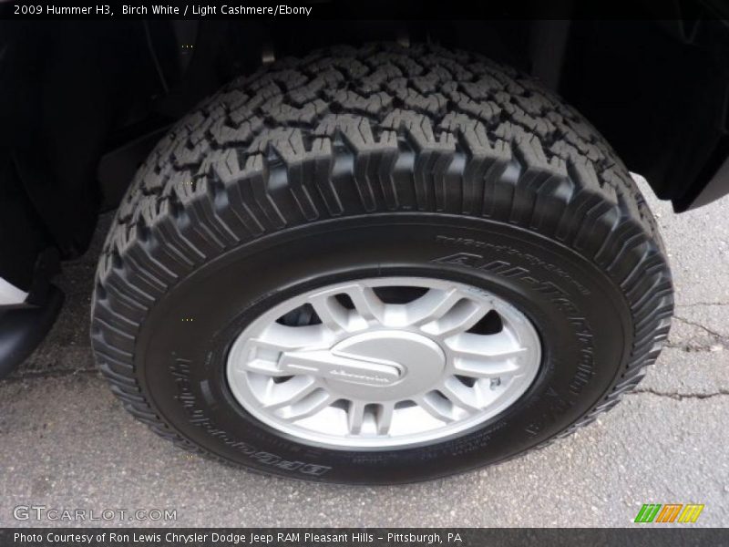 Birch White / Light Cashmere/Ebony 2009 Hummer H3