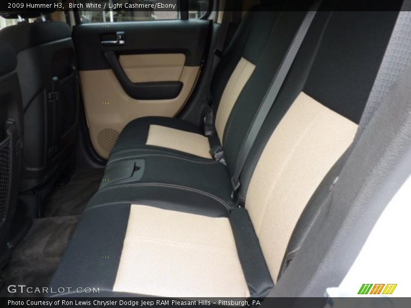 Birch White / Light Cashmere/Ebony 2009 Hummer H3