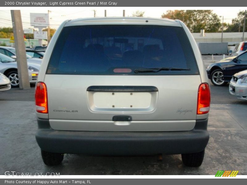 Light Cypress Green Pearl / Mist Gray 2000 Chrysler Voyager