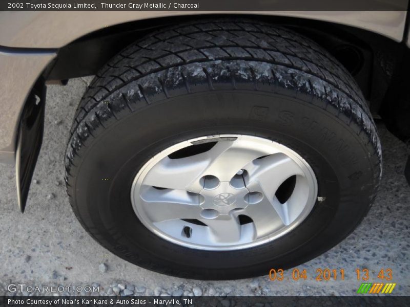Thunder Gray Metallic / Charcoal 2002 Toyota Sequoia Limited