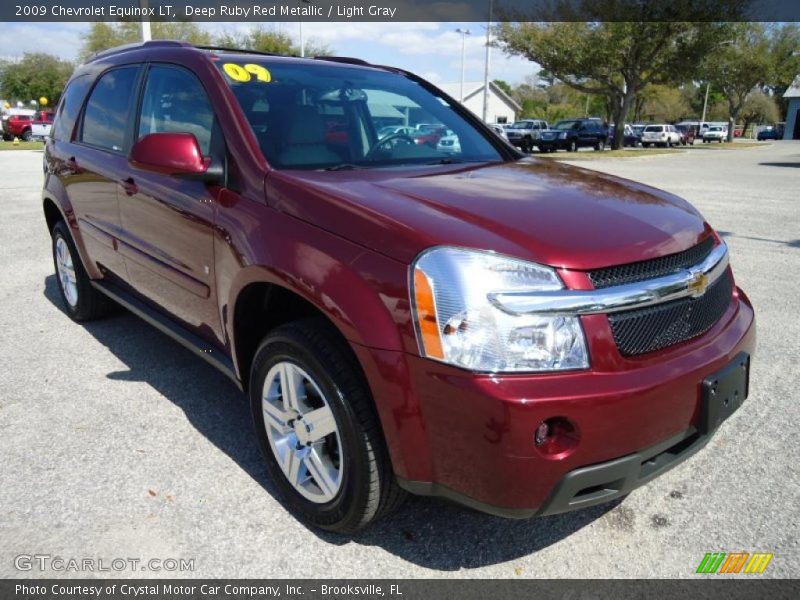 Front 3/4 View of 2009 Equinox LT
