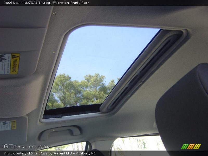 Whitewater Pearl / Black 2006 Mazda MAZDA5 Touring