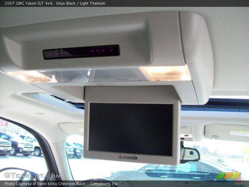 Onyx Black / Light Titanium 2007 GMC Yukon SLT 4x4